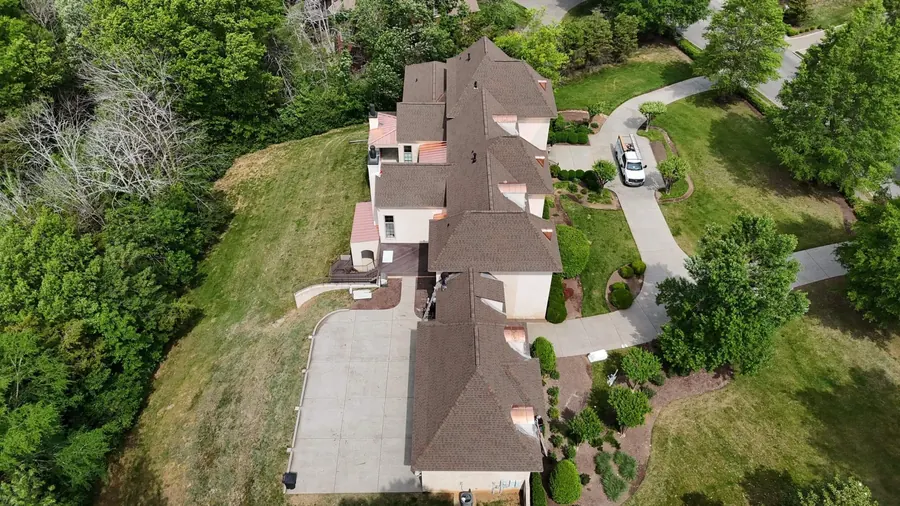 Heather Blend — CertainTeed Landmark Heather Blend roof by Three Stone in Middle Tennessee