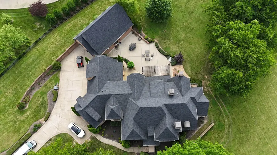 Moire Black — CertainTeed Landmark Moire Black roof by Three Stone in Middle Tennessee
