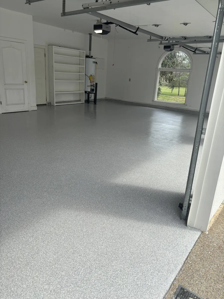 Light Gray Flake Garage — Penntek polyurea flake system by Three Stone in Middle Tennessee