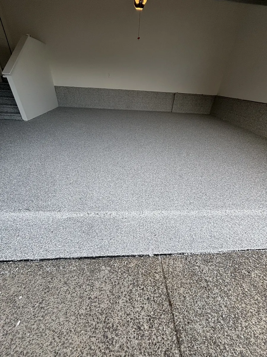 White Flake Garage — Penntek polyurea flake system by Three Stone in Middle Tennessee