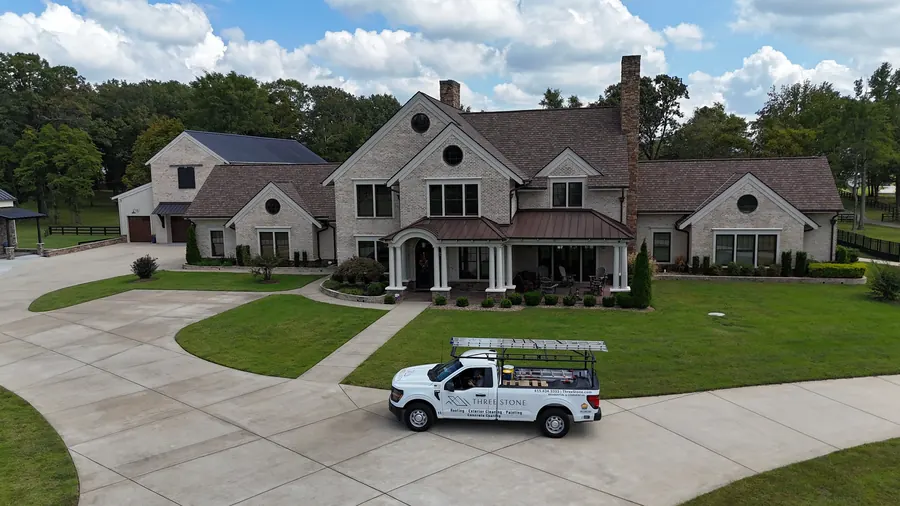Grand Manor Chestnut — CertainTeed Grand Manor Chestnut roof by Three Stone in Middle Tennessee