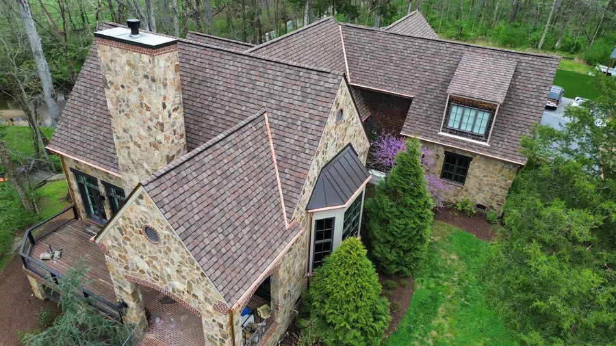 Grand Manor Chestnut — CertainTeed Grand Manor Chestnut roof by Three Stone in Middle Tennessee