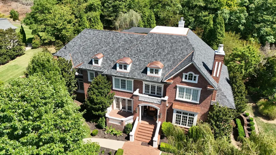 Belmont Black Granite — CertainTeed Belmont Black Granite roof by Three Stone in Middle Tennessee