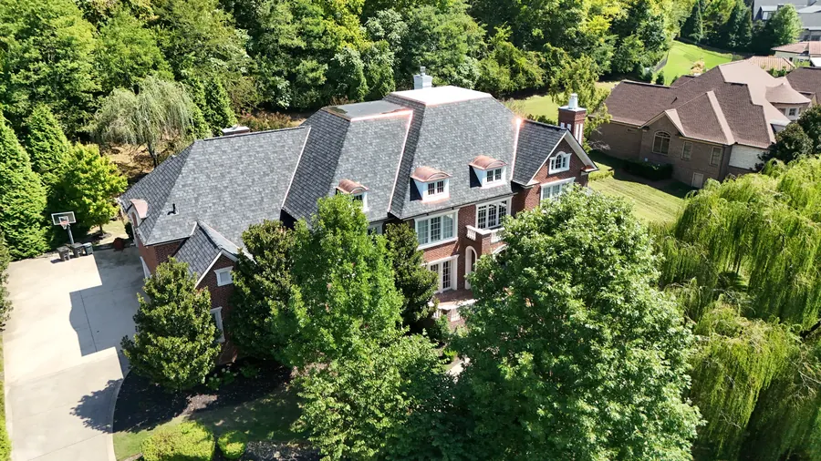 Belmont Black Granite — CertainTeed Belmont Black Granite roof by Three Stone in Middle Tennessee