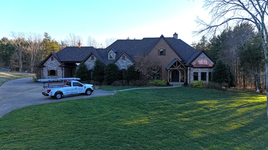 Presidential Shake Autumn Blend — CertainTeed Presidential Shake Autumn Blend roof by Three Stone in Middle Tennessee