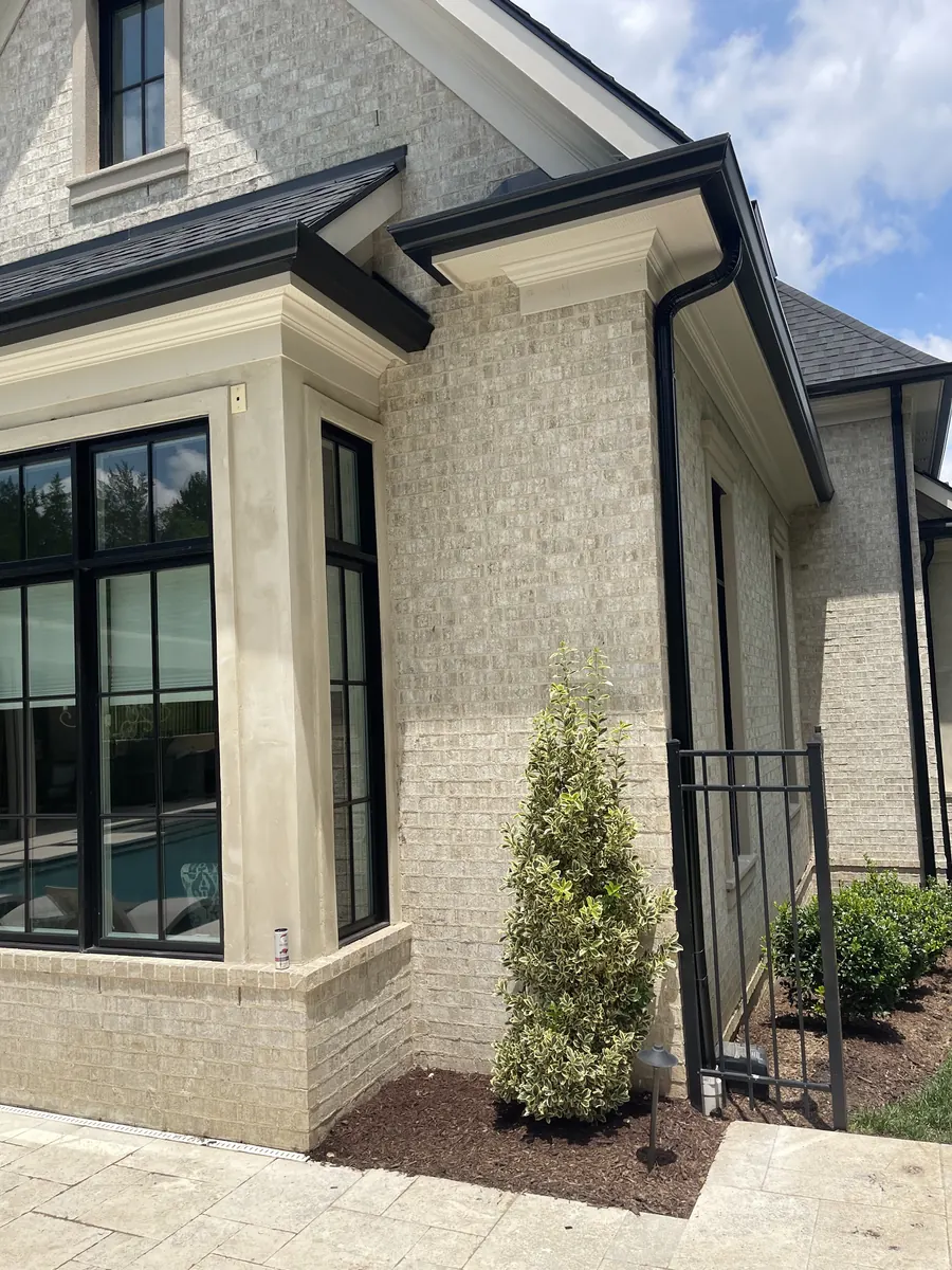 Spectra 6" K-Style — Spectra Metals 6" K-style seamless aluminum gutters by Three Stone in Middle Tennessee