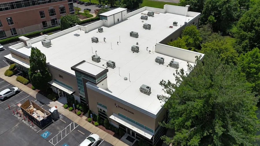 WCAR — Carlisle SynTec fully adhered EPDM roof by Three Stone in Middle Tennessee