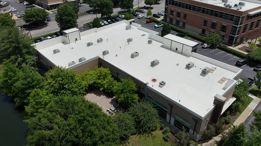 WCAR — Carlisle SynTec fully adhered EPDM roof by Three Stone in Middle Tennessee