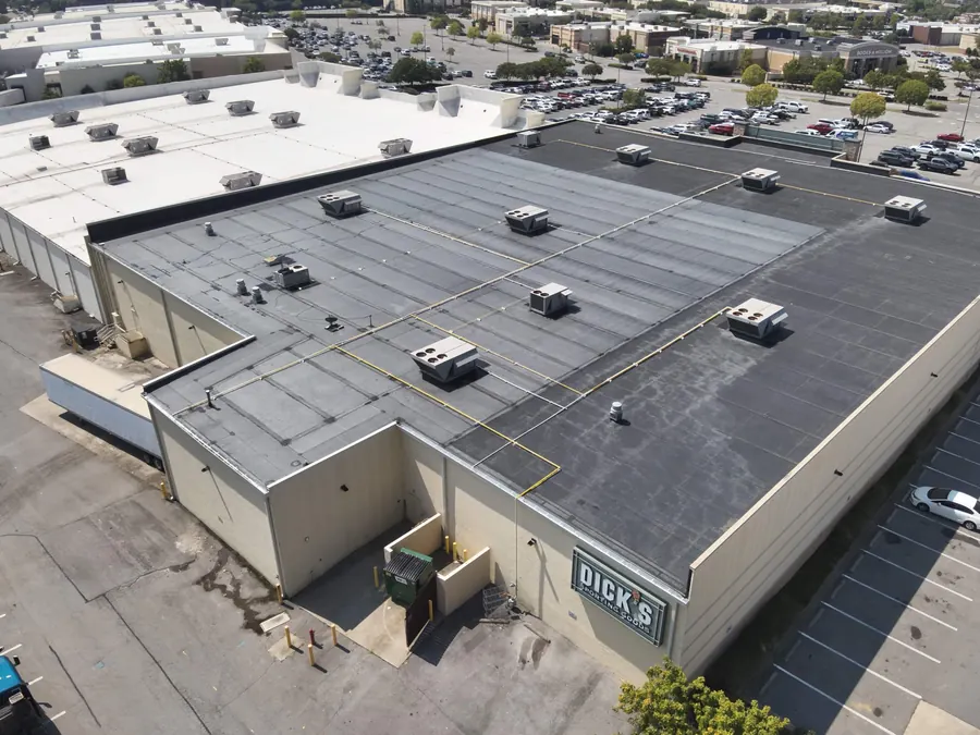 DICK’S Sporting Goods — Carlisle SynTec mechanically fastened EPDM roof by Three Stone in Middle Tennessee