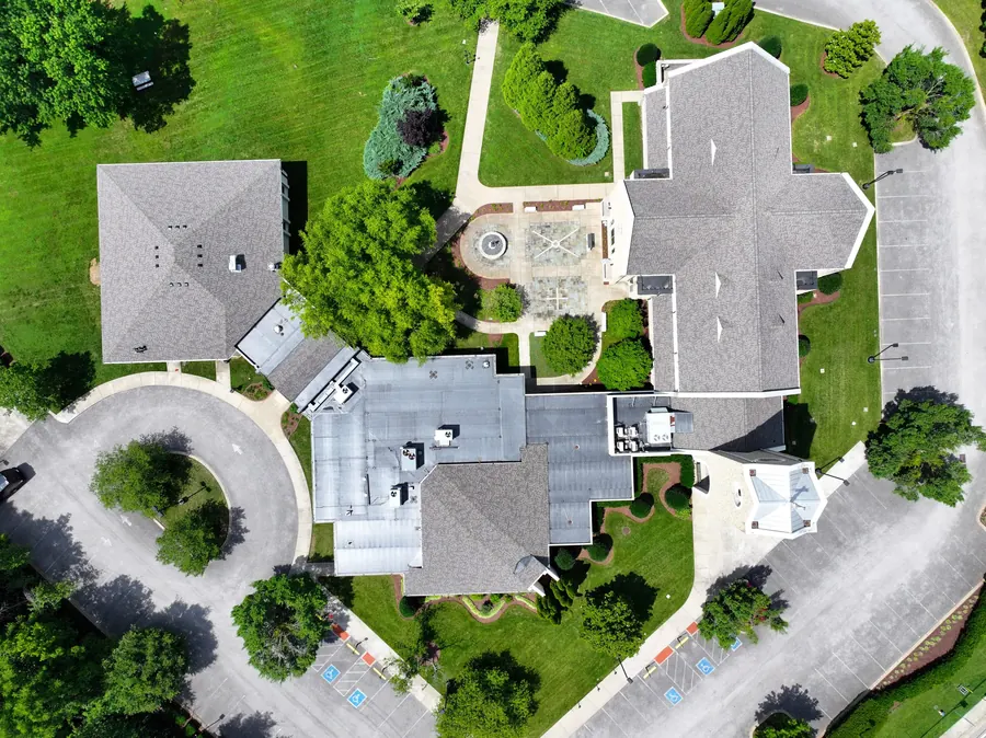 St. Andrews Church — CertainTeed Landmark & Carlisle SynTec EPDM roof by Three Stone in Middle Tennessee
