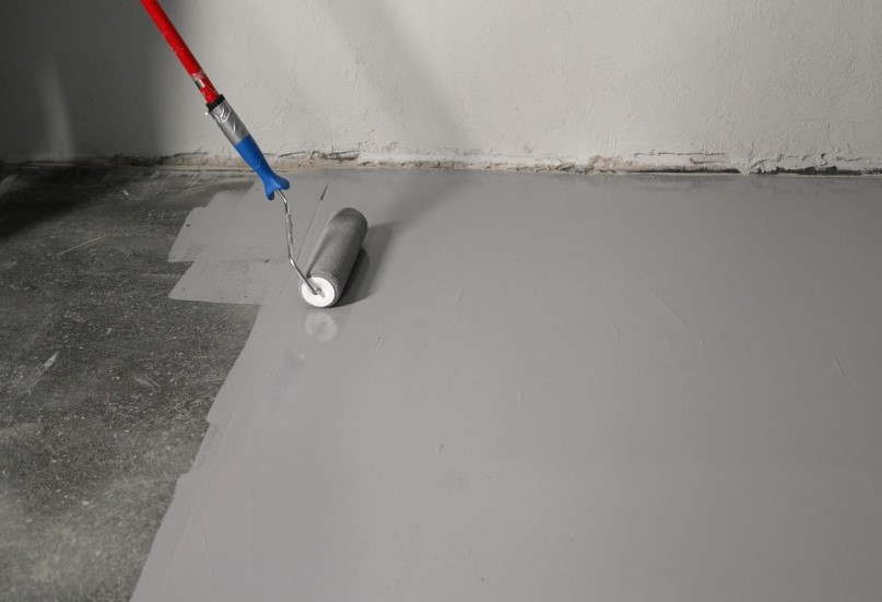 Commercial building with new sleek concrete coated floor
